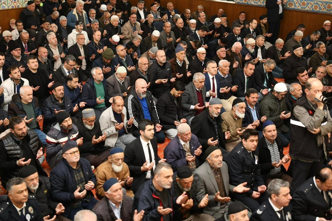 DÜZCE’DE, POLİS TEŞKİLATI'NIN KURULUŞUNUN 181. YILDÖNÜMÜ ETKİNLİKLERİ KAPSAMINDA ŞEHİT POLİSLER...