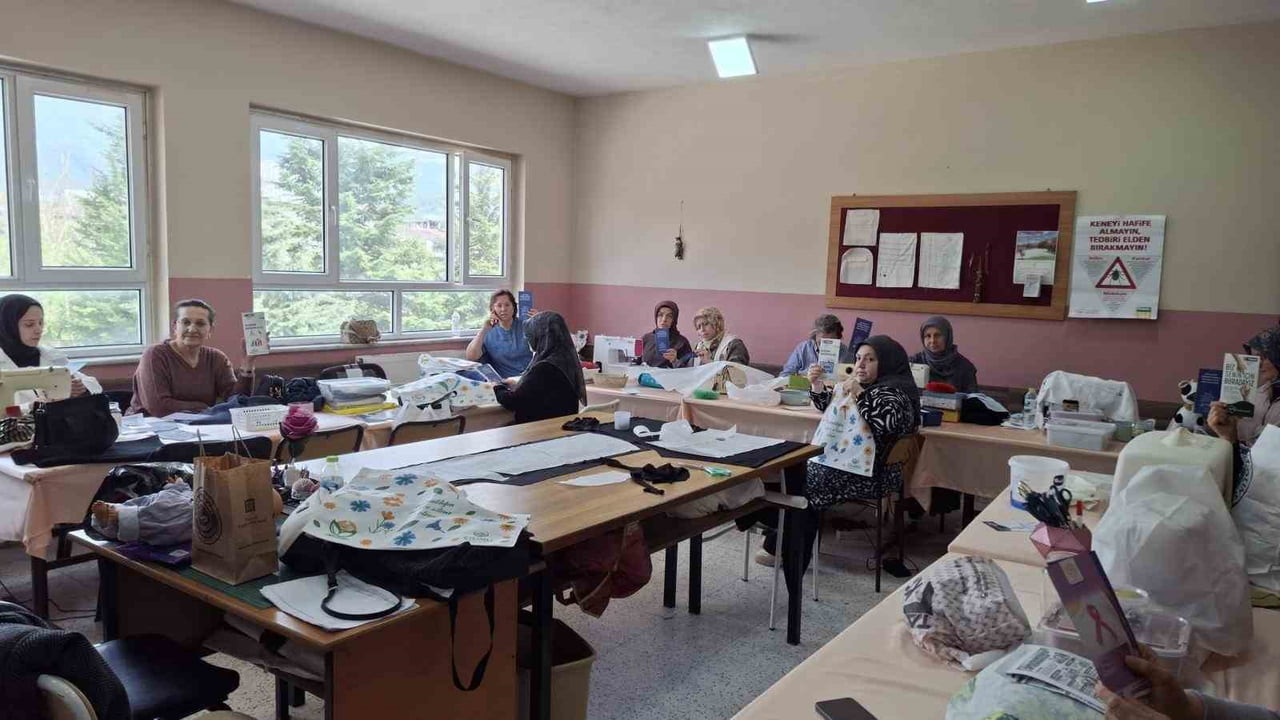 DÜZCE’NİN ÇİLİMLİ İLÇESİNDE DEVLET HASTANESİ VE İLÇE TOPLUM SAĞLIĞI MERKEZİ EKİPLERİ, HALK EĞİTİM...