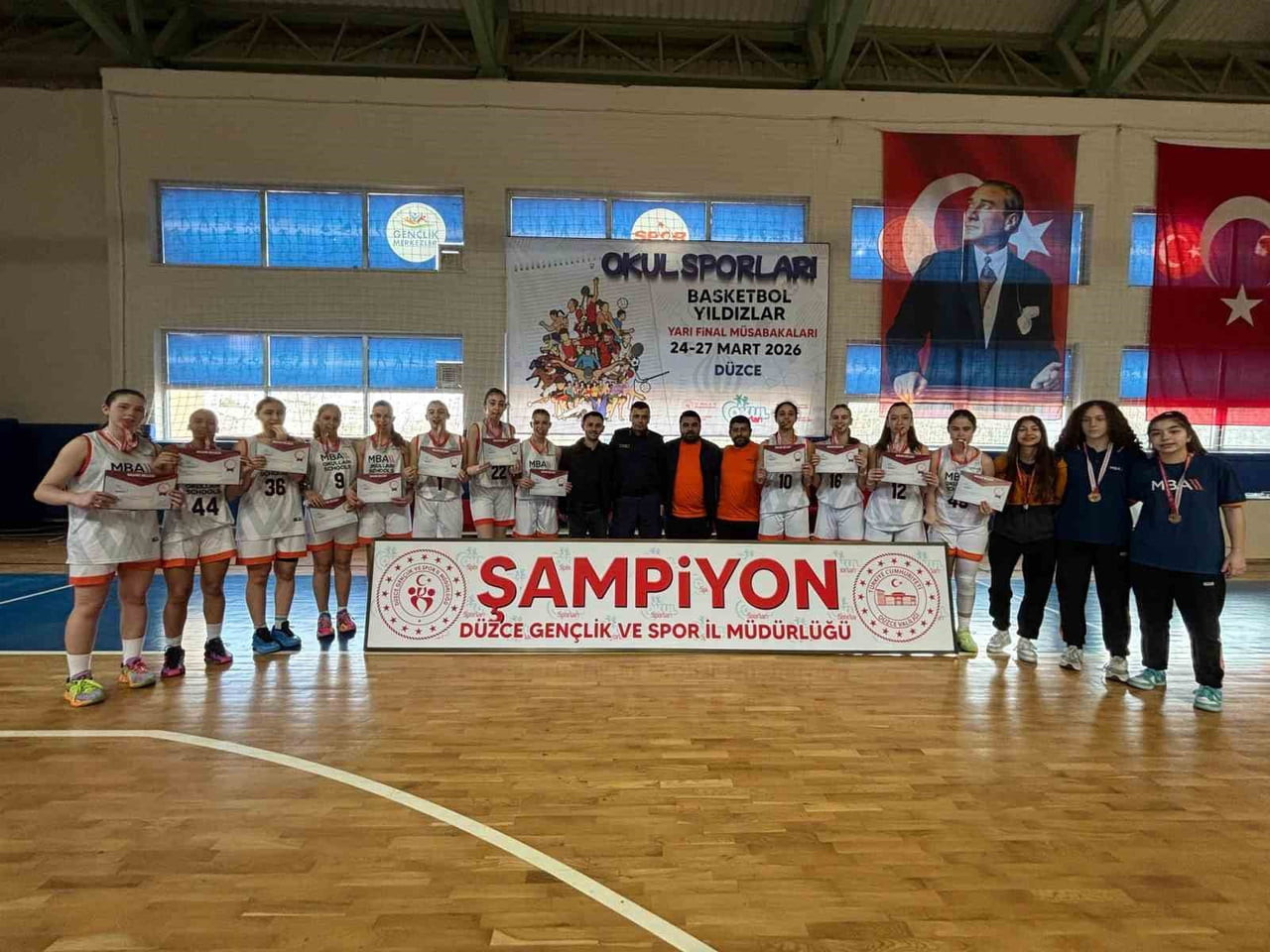 DÜZCE’NİN EV SAHİPLİĞİNDE YAPILAN OKUL SPORLARI BASKETBOL YARI FİNAL MÜSABAKALARI...