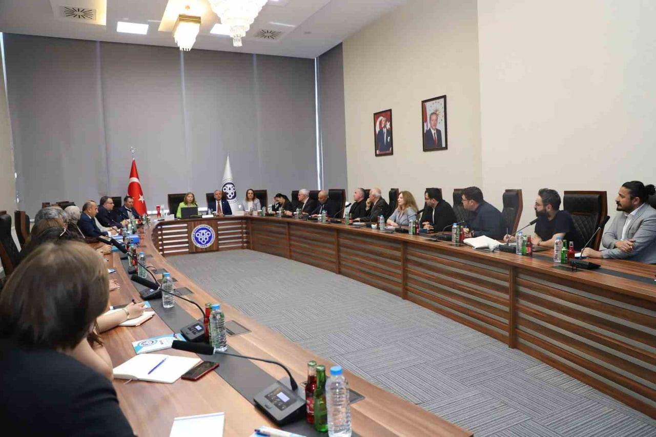 EBYÜ’DE YÖKAK KURUMSAL AKREDİTASYON ARA DEĞERLENDİRME SAHA ZİYARETİ TAMAMLANDI