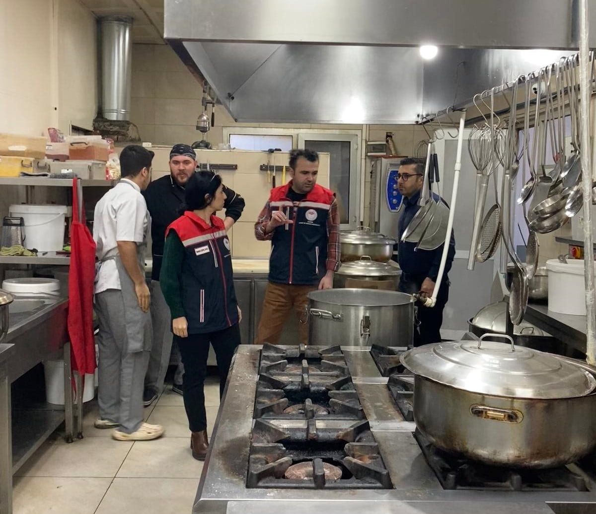 Edirne, Tekirdağ ve Kırklareli'nde ramazan ayı dolayısıyla gıda satışı yapan işletmeler...