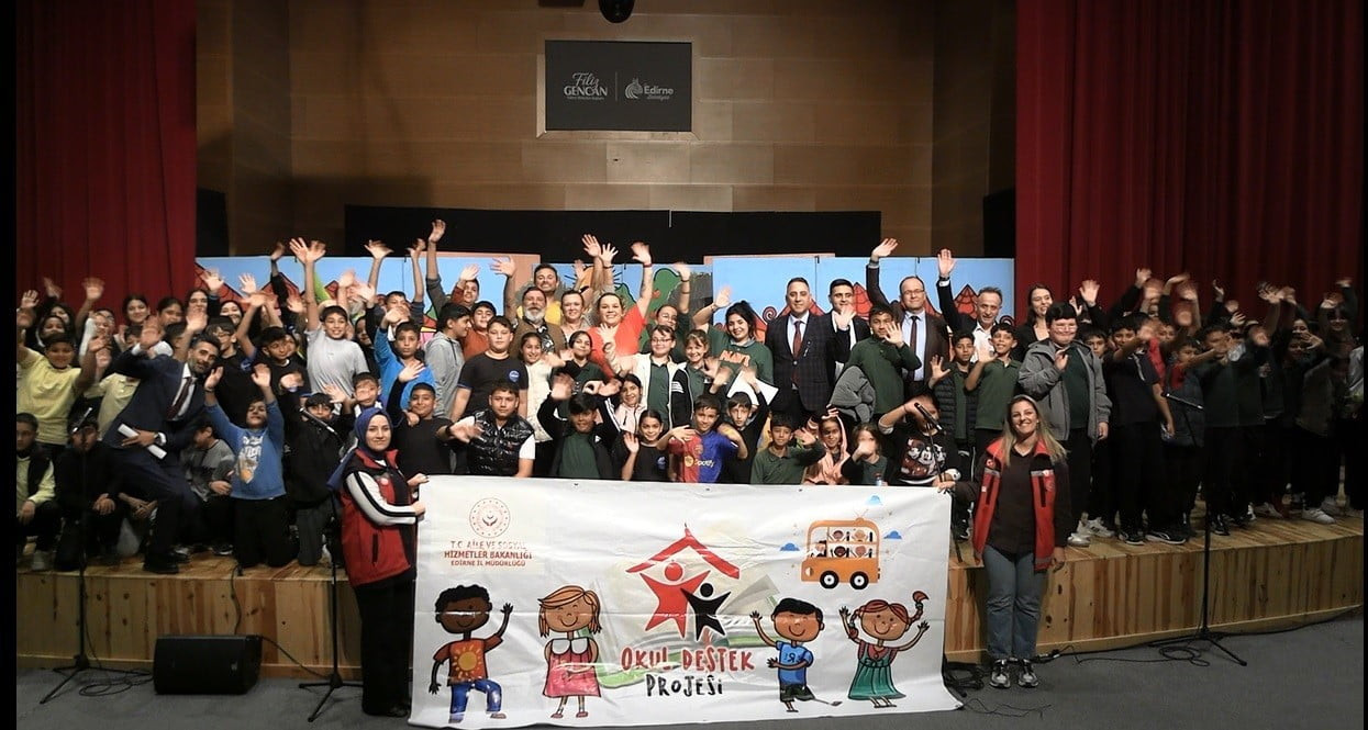 EDİRNE'DE AİLE VE SOSYAL HİZMETLER İL MÜDÜRLÜĞÜ TARAFINDAN 8 NİSAN ROMANLAR GÜNÜ ETKİNLİKLERİ...