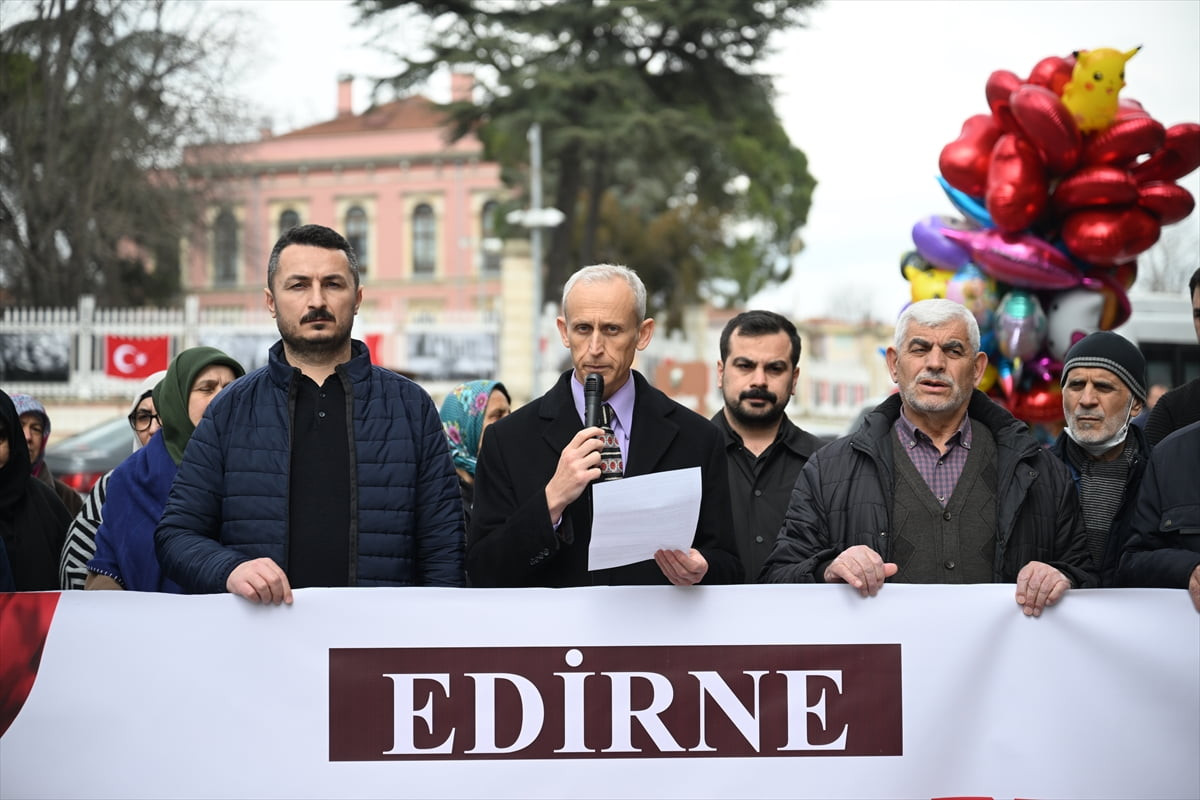 Edirne'de bazı siyasi ve sivil toplum kuruluşları, İsrail'in Mescid-i Aksa'yı ibadete kapatmasına...
