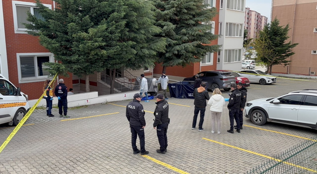 EDİRNE'DE BİR BİNADA MEYDANA GELEN OLAYDA, BİNADAN DÜŞEN 45 YAŞINDAKİ ESKİ AVUKAT ÇAĞDAŞ BALCI...