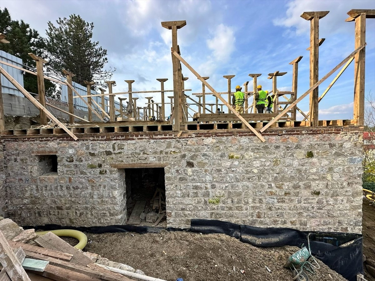 Edirne'de II. Murat döneminde yaptırılan Muradiye Mevlevihanesi'nin yeniden ayağa kaldırılması...