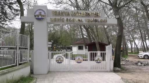 Edirne'de robot garson hizmete başladı, müşteriler memnun