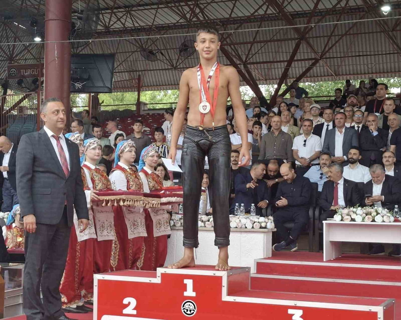 EDİRNE’DE 3-4-5 TEMMUZ 2026 TARİHLERİNDE DÜZENLENEN 665. TARİHÎ KIRKPINAR YAĞLI GÜREŞLERİ...