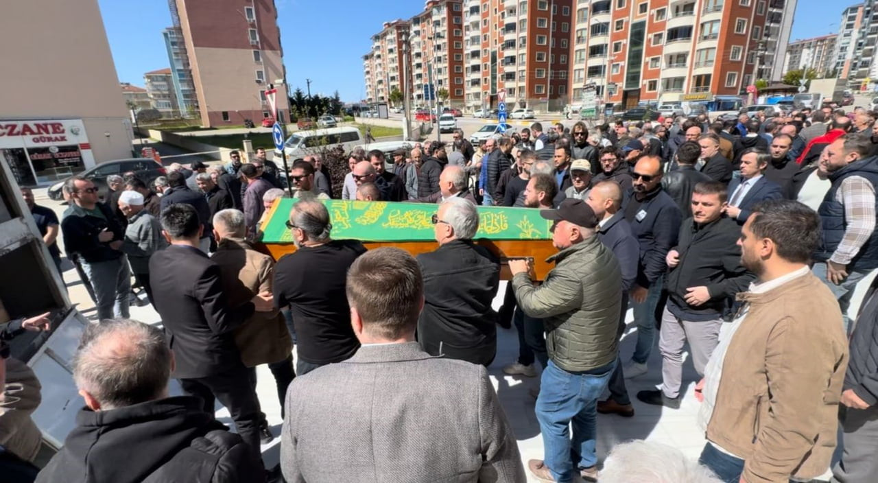 EDİRNE’DE 5’İNCİ KATTAKİ DAİRELERİNİN BALKONUNDAN DÜŞEREK HAYATINI KAYBEDEN 11 YAŞINDAKİ ÖZEL...