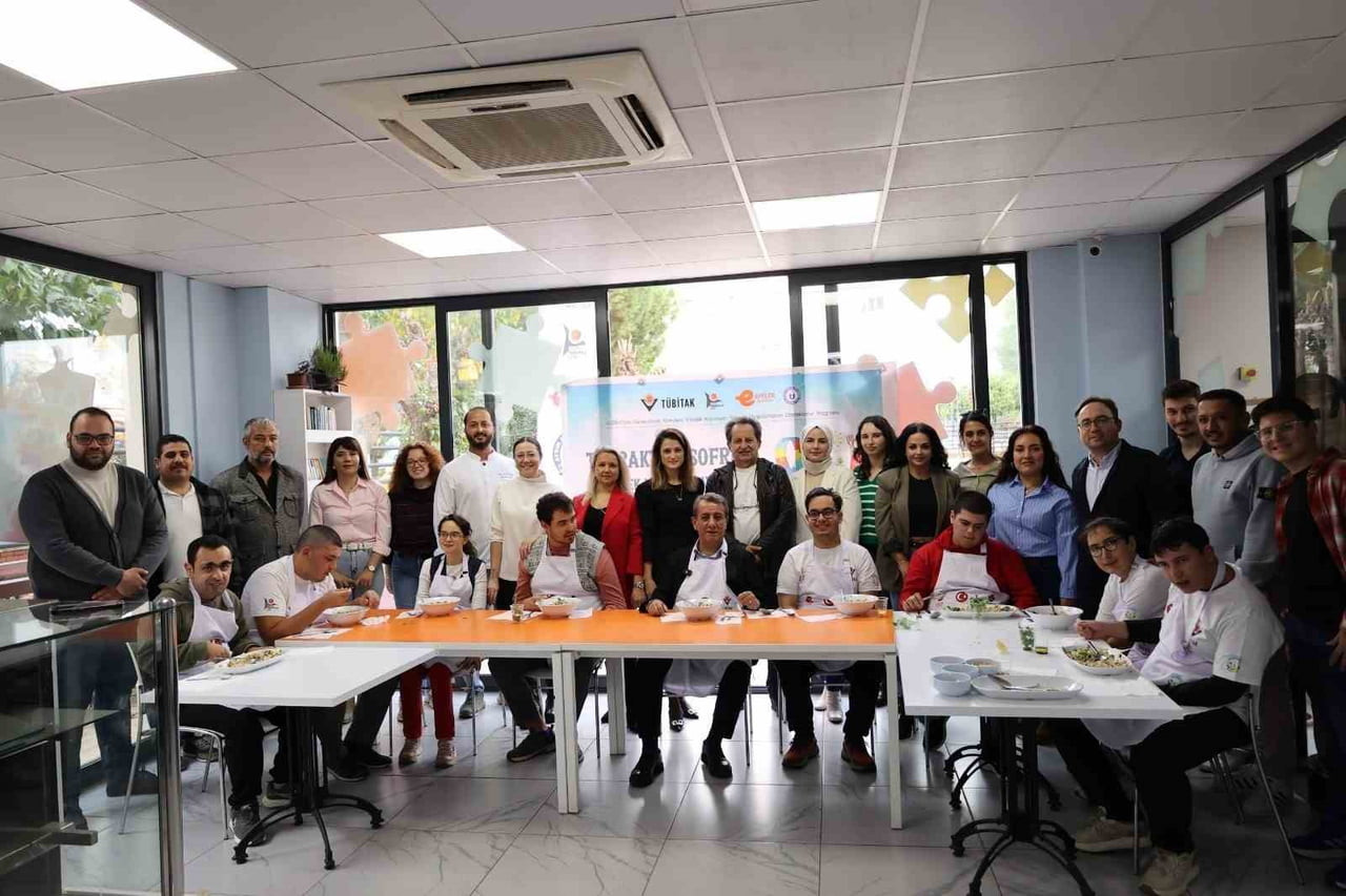 EFELER BELEDİYESİ BÜNYESİNDE FAALİYET GÖSTEREN OTİZM YAŞAM MERKEZİ, HER GEÇEN GÜN DAHA FAZLA ÖZEL...