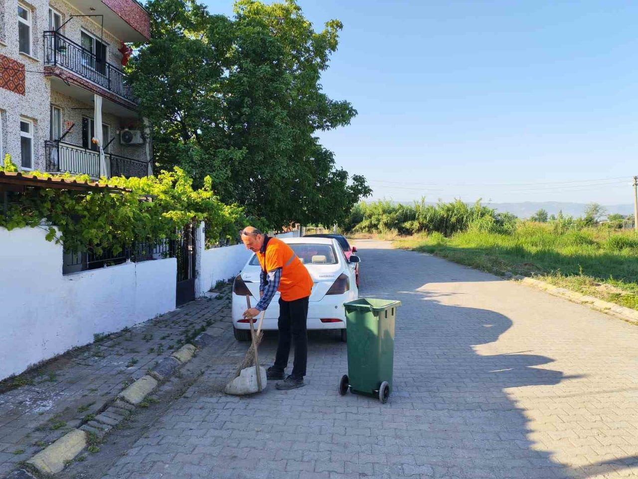EFELER BELEDİYESİ EKİPLERİ, ÇEŞTEPE, OSMAN YOZGATLI, ADNAN MENDERES, ILICABAŞI, CUMA VE TEPECİK...
