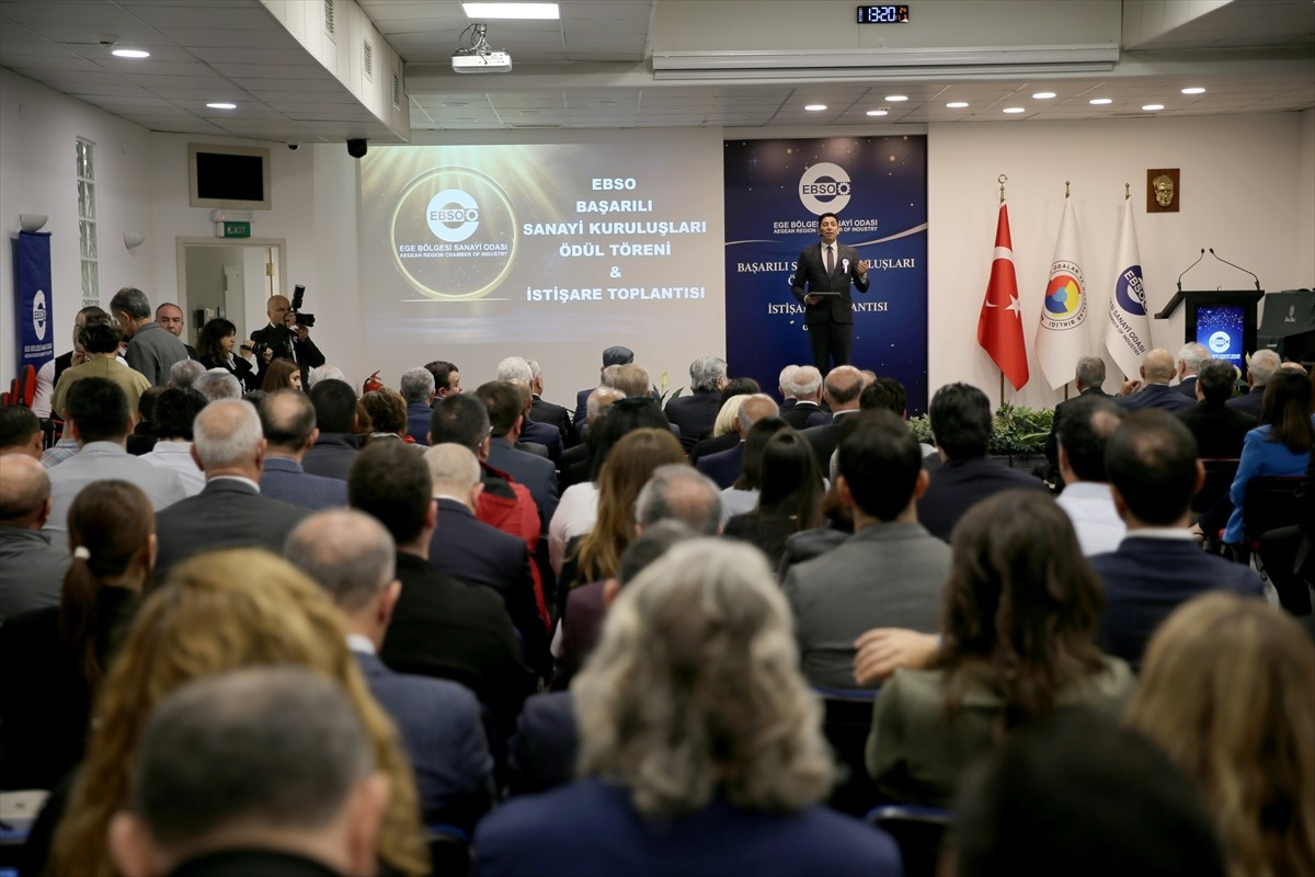 Ege Bölgesi Sanayi Odası (EBSO), üretim, yatırım ve hızlı büyüme kategorilerinde başarı gösteren...