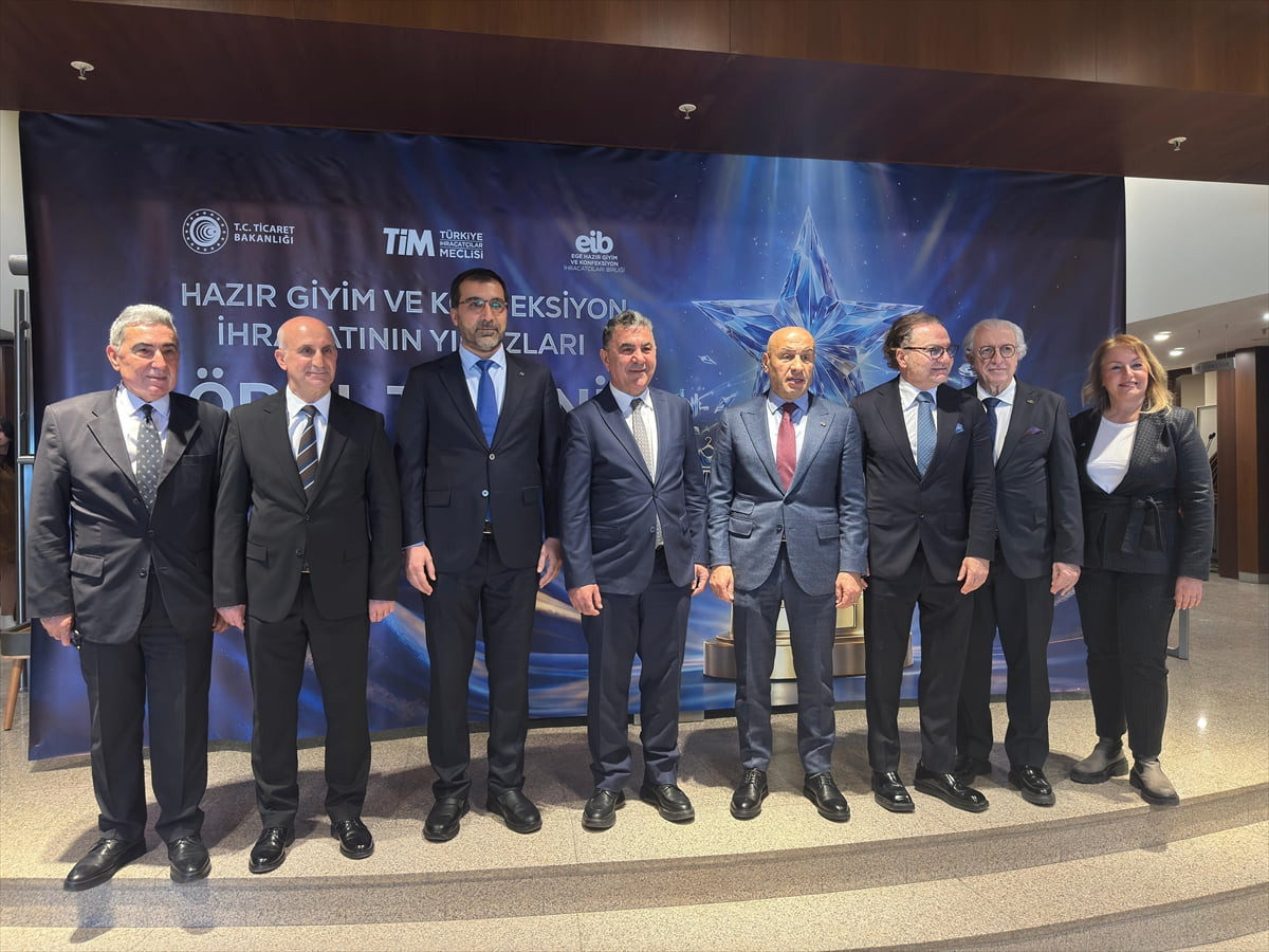 Ege Hazır Giyim ve Konfeksiyon İhracatçıları Birliği, ihracatta 2 milyon doları aşan 67 firmayı...
