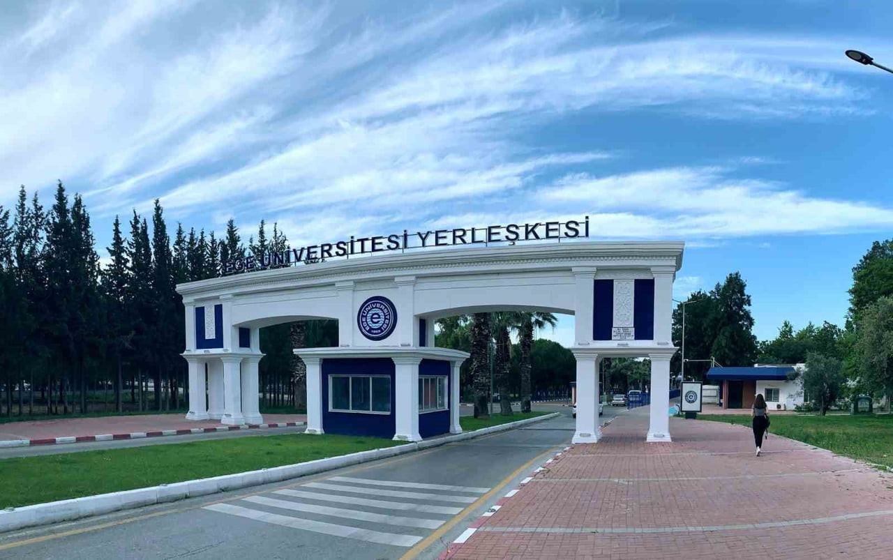 EGE ÜNİVERSİTESİ, DÜNYA GENELİNDE 876’NCI SIRAYA YÜKSELİRKEN, TÜRKİYE’DEKİ DEVLET ÜNİVERSİTELERİ...