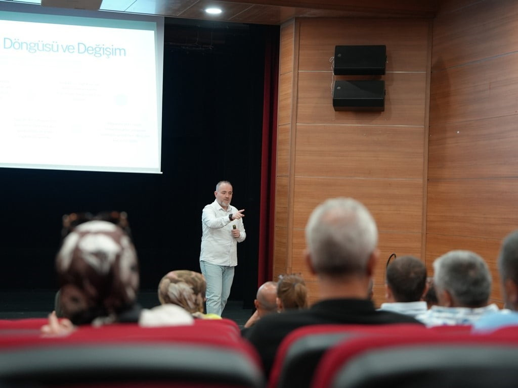 EĞİTMEN İSMAİL HORASAN TARAFINDAN VERİLEN SON EĞİTİMDE PERSONEL MOTİVASYONUNA YÖNELİK...