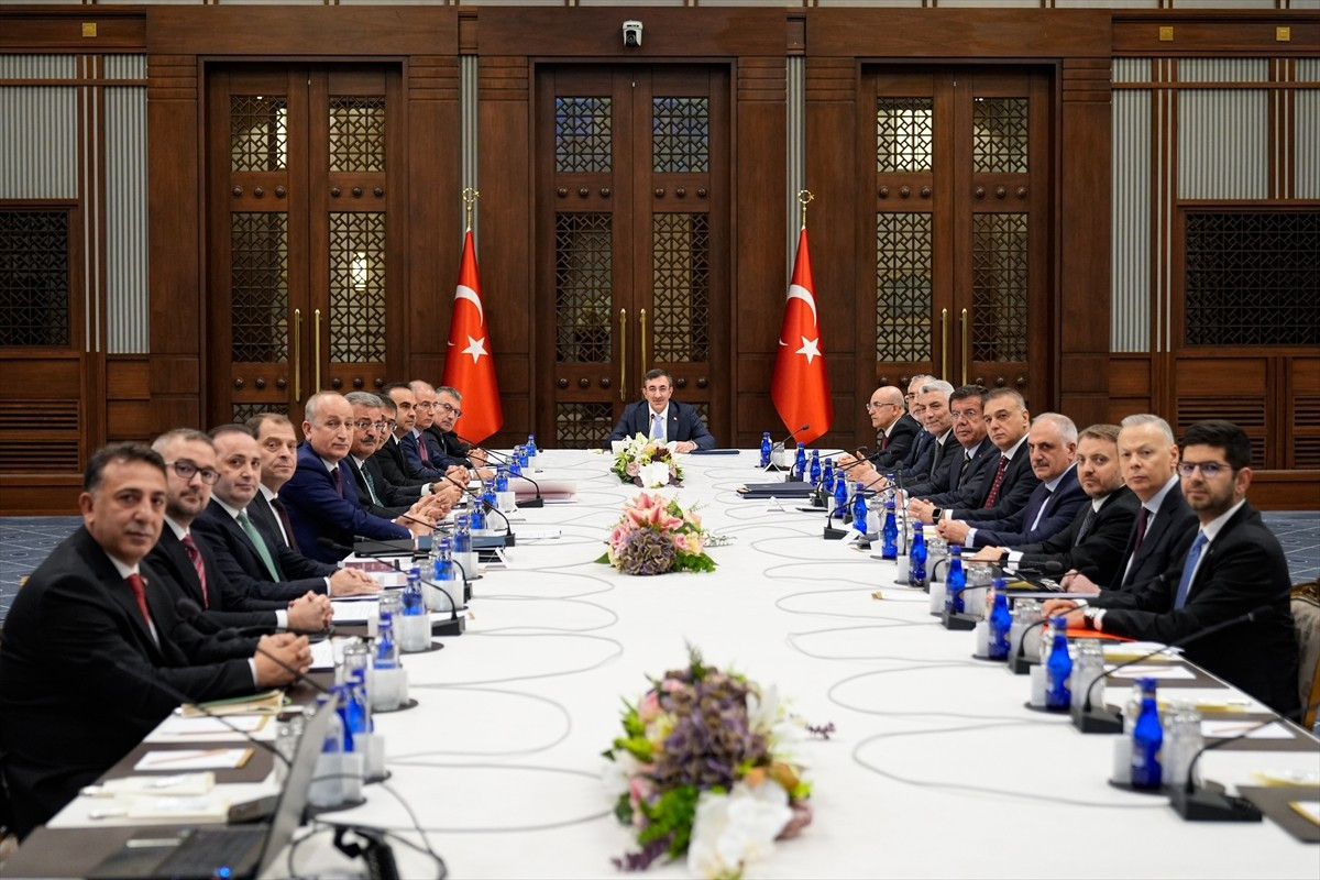 Ekonomi Koordinasyon Kurulu (EKK), Cumhurbaşkanı Yardımcısı Cevdet Yılmaz başkanlığında toplandı....