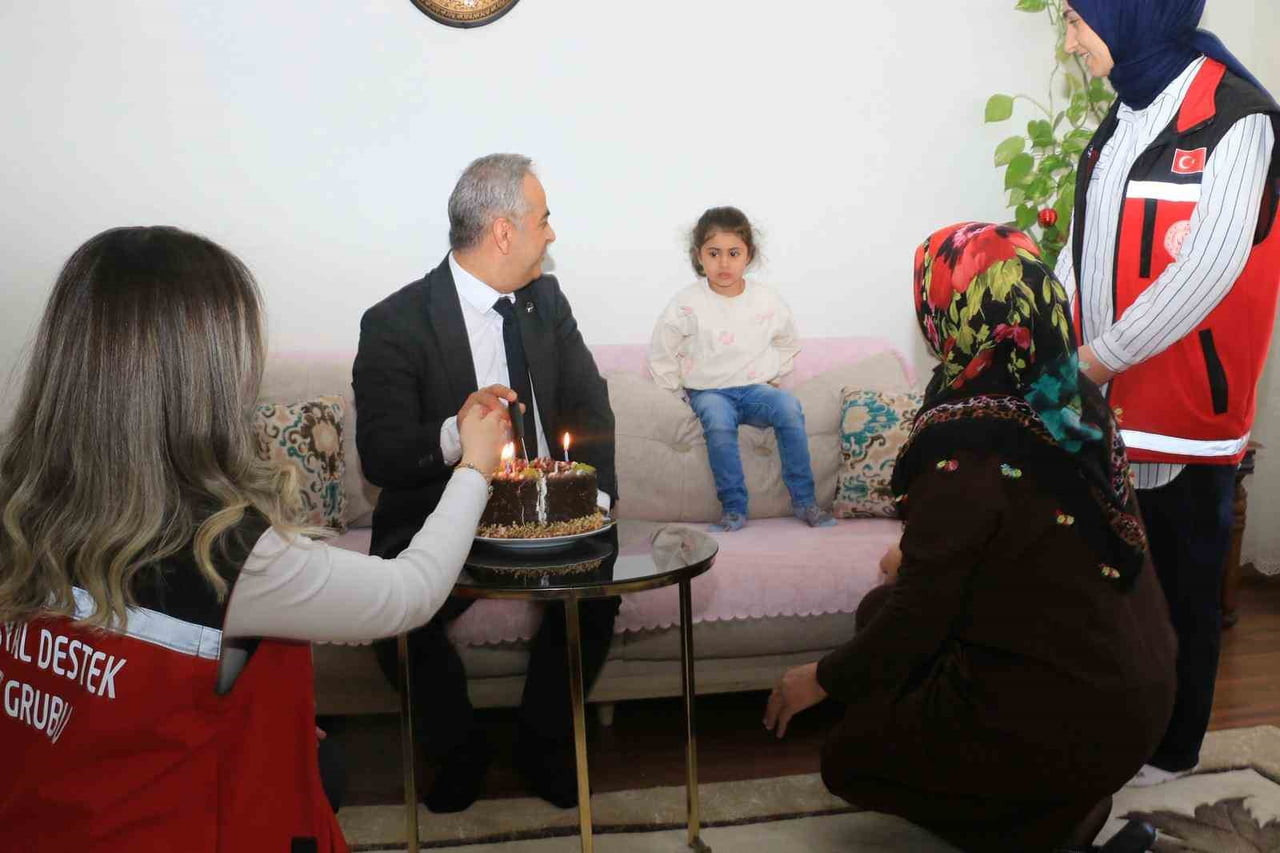 ELAZIĞ AİLE VE SOSYAL HİZMETLER İL MÜDÜRÜ ÖMER FARUK ERGÜN, ANNELER GÜNÜ VE ENGELLİLER HAFTASI...
