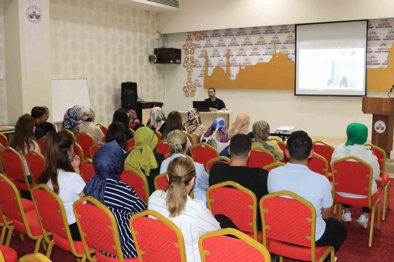 ELAZIĞ BELEDİYESİ, PERSONELİNE YÖNELİK "KADINA YÖNELİK ŞİDDETLE MÜCADELE" KONULU SEMİNER...