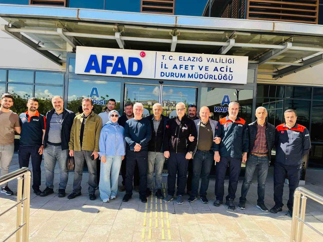 ELAZIĞ HALK EĞİTİM MERKEZİ TARAFINDAN, AFAD ARAMA VE KURTARMA PERSONELİNE YÖNELİK "ENKAZDA...