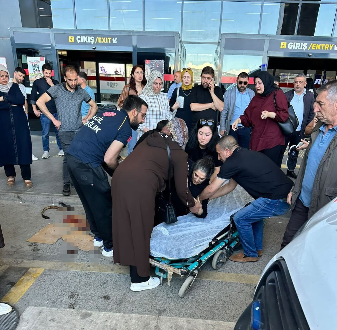 ELAZIĞ’DA KÖPEĞİN SALDIRMASI SONUCU YARALANAN KADIN, HASTANEYE KALDIRILARAK TEDAVİ ALTINA...