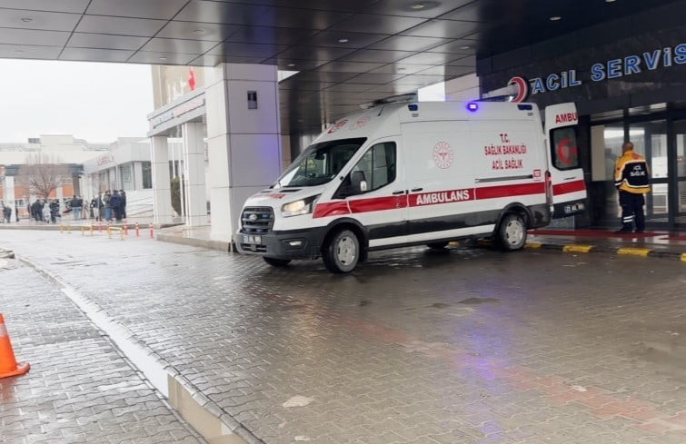 ELAZIĞ’DA YAPIMI DEVAM EDEN SU ARITMA TESİSİNDE İNŞAAT İSKELESİNİN ÇÖKMESİ SONUCU MEYDANA GELEN İŞ...