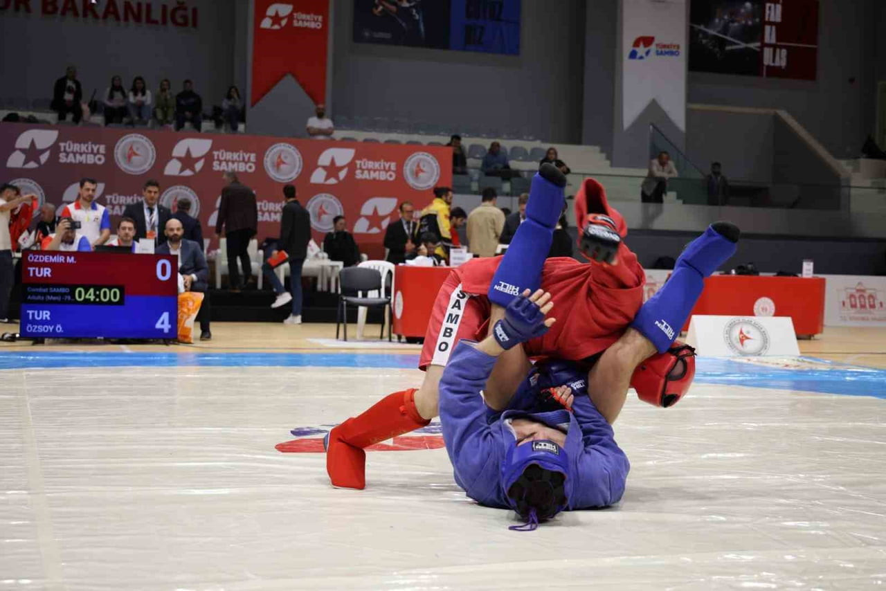 ELAZIĞ’DAN CROSSFİGHT KULÜBÜ, İSTANBUL’DA DÜZENLENEN 2026 TÜRKİYE SAMBO ŞAMPİYONASI’NDA 4...