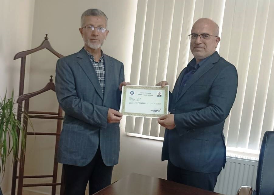 EMET’TE BAŞARILI MÜFTÜLÜK PERSONELİNE ÜSTÜN BAŞARI BELGESİ