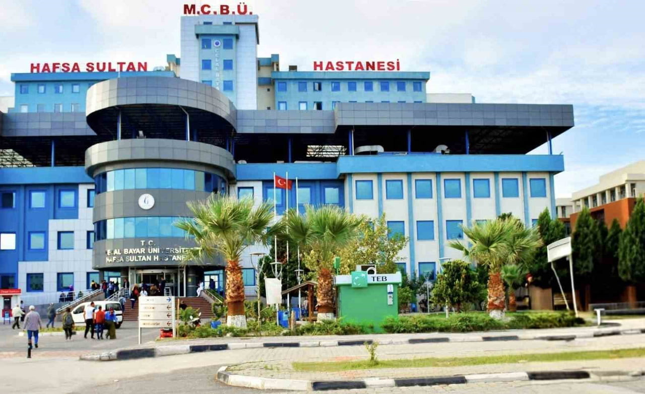 EN SIK GÖRÜLEN KANSER TÜRLERİNDEN BİRİ OLAN KOLON KANSERİNDE, SON YILLARDA YAŞANAN BİLİMSEL...