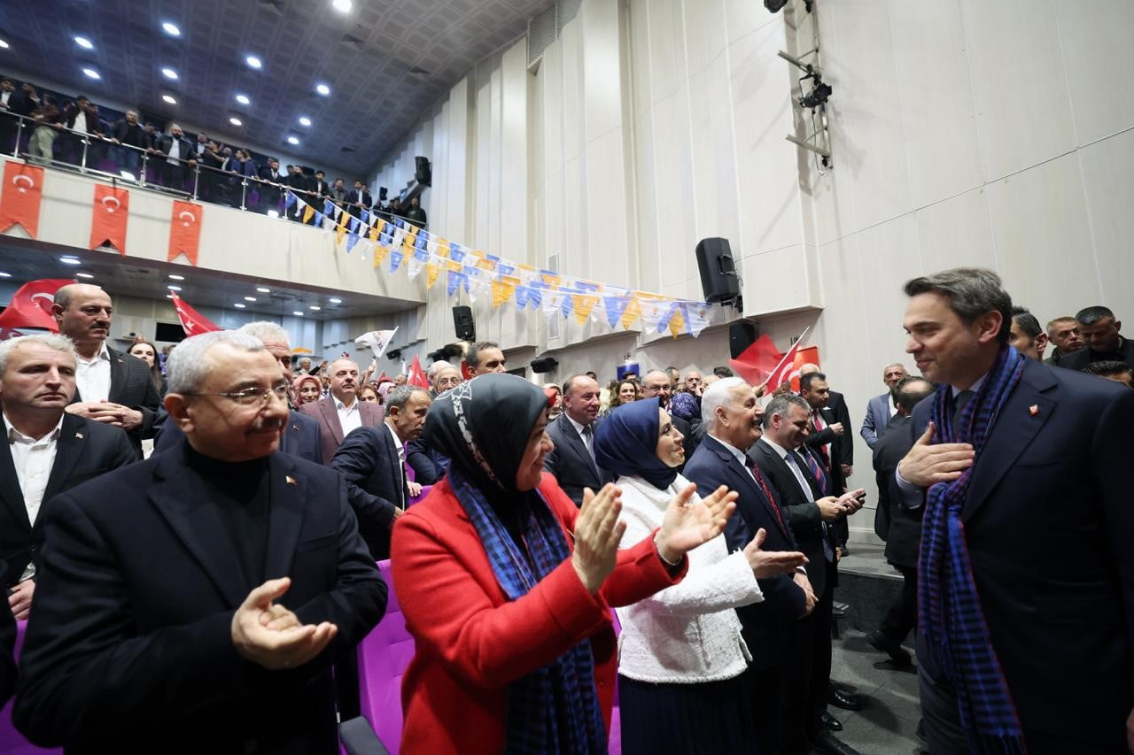 ENERJİ VE TABİ KAYNAKLAR BAKANI ALPARSLAN BAYRAKTAR “BİZ GECE GÜNDÜZ PETROL ARIYORUZ, DOĞALGAZ...