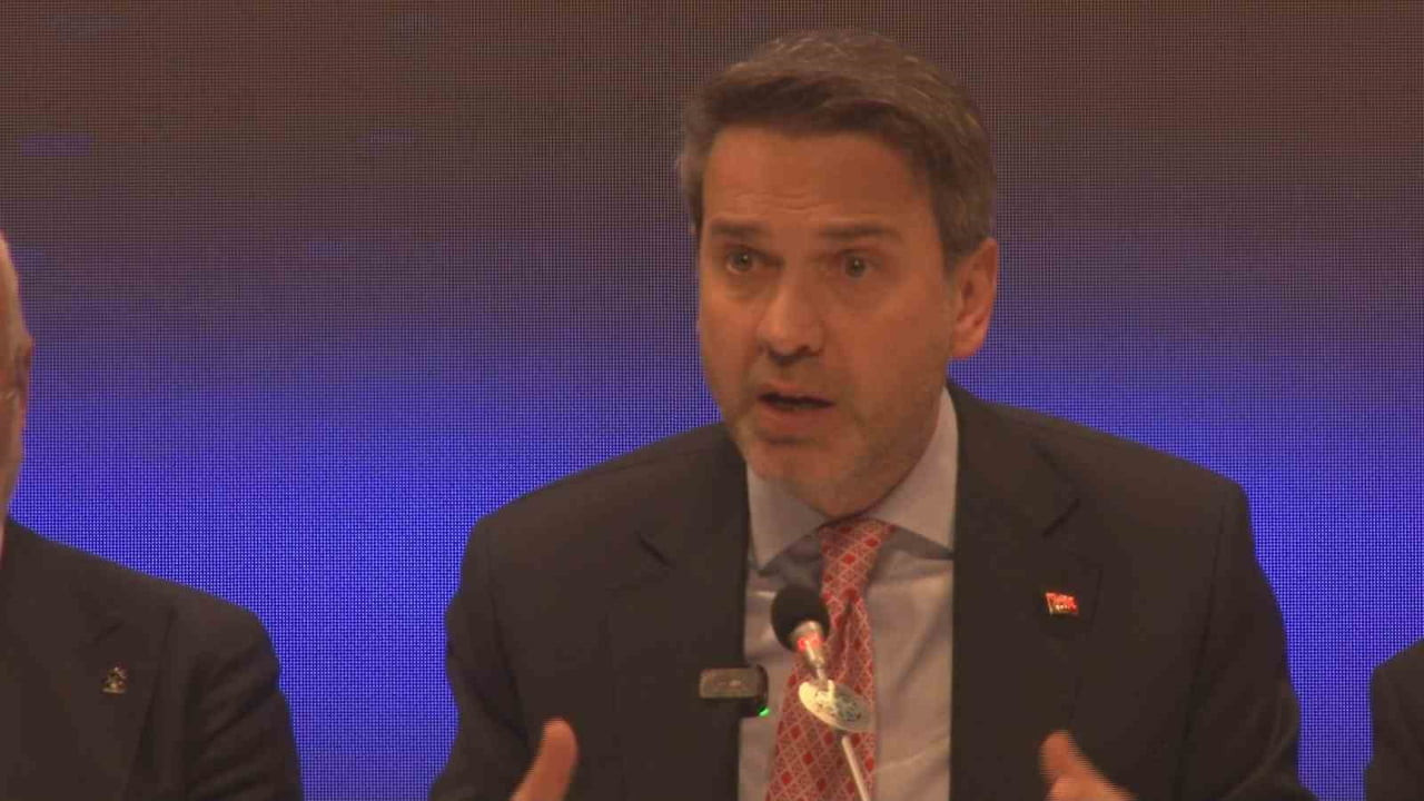 ENERJİ VE TABİİ KAYNAKLAR BAKANI ALPARSLAN BAYRAKTAR, KAYSERİ TİCARET ODASI’NDA (KTO) DÜZENLENEN...