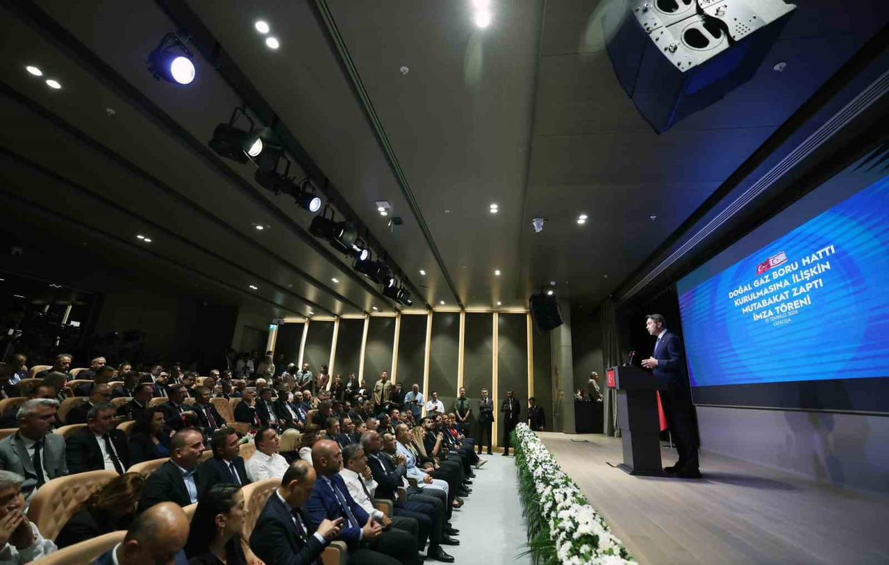 ENERJİ VE TABİİ KAYNAKLAR BAKANI ALPARSLAN BAYRAKTAR'IN KONUŞMASI