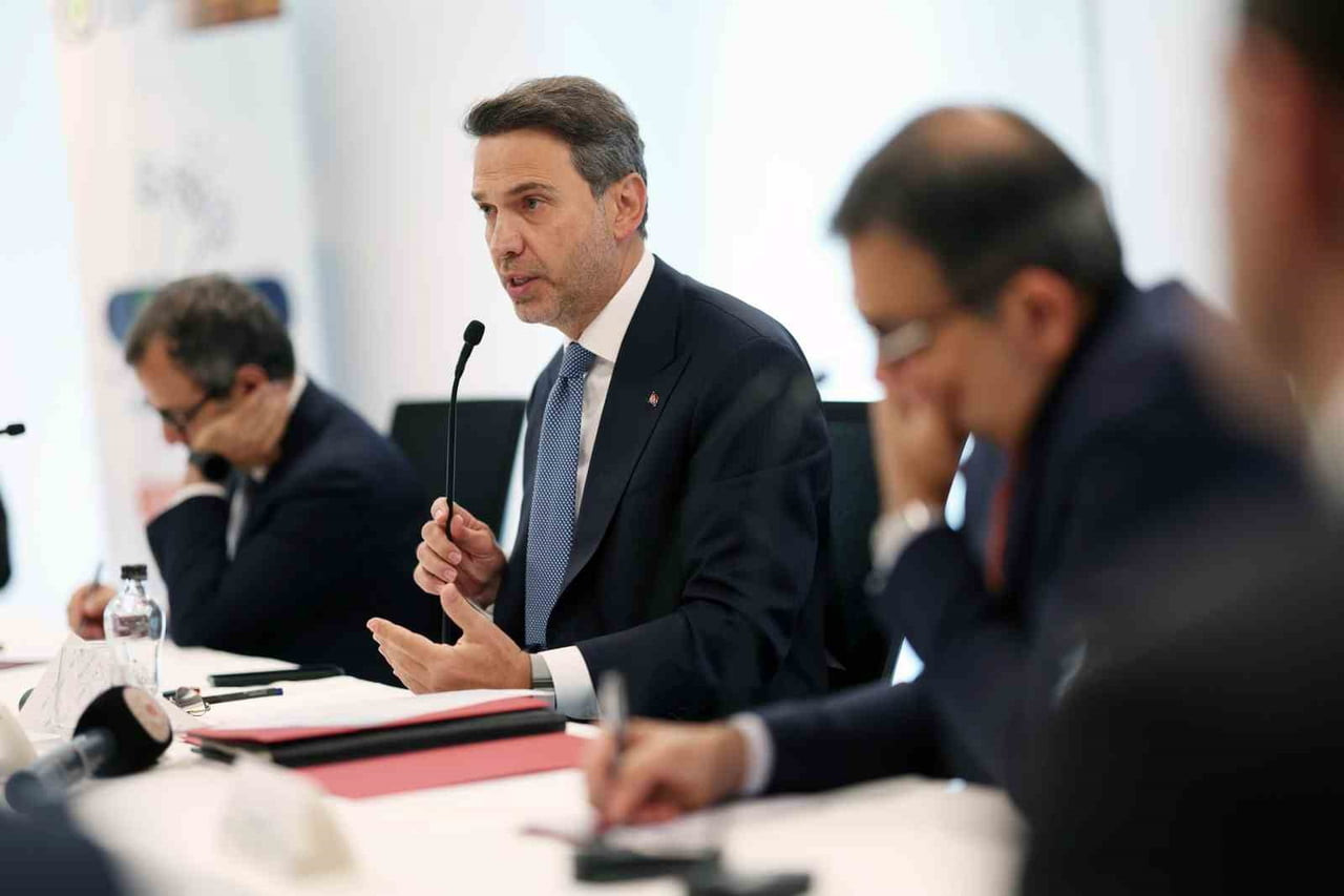 ENERJİ VE TABİİ KAYNAKLAR BAKANI BAYRAKTAR, PROGRAMDA AÇIKLAMALARDA BULUNDU