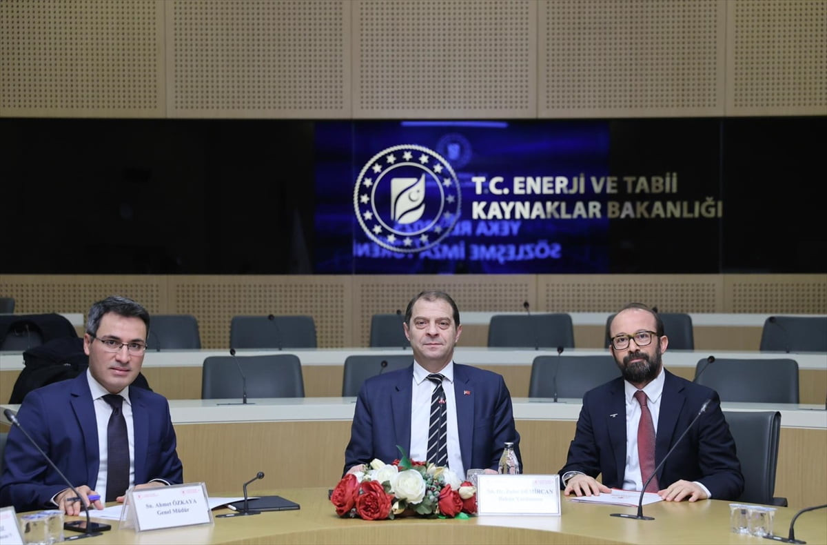 Enerji ve Tabii Kaynaklar Bakanlığınca düzenlenen Yenilenebilir Enerji Kaynak Alanları Rüzgar...