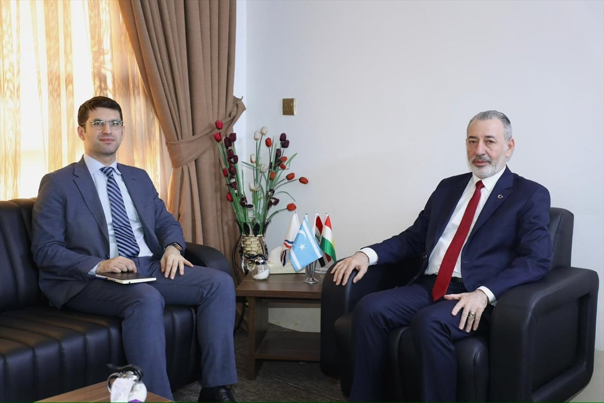 Erbil Başkonsolos Muavini Kubilay Kapucu (solda), Irak Kürt Bölgesel Yönetimi (IKBY) Siyasi ve...