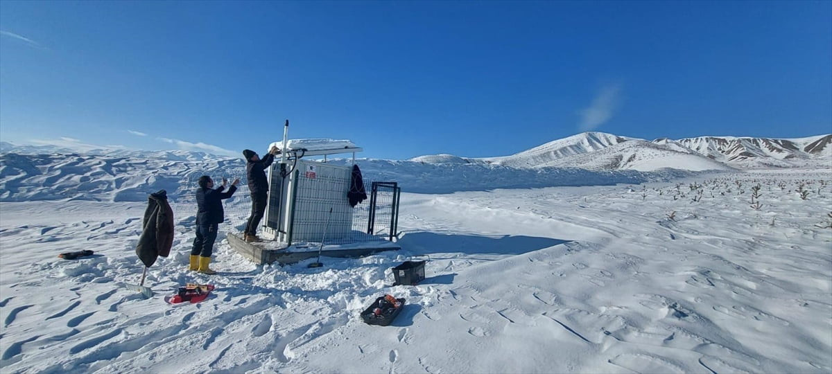 Erzincan Binali Yıldırım Üniversitesi (EBYÜ) Deprem Teknolojileri Enstitüsü tarafından kent...
