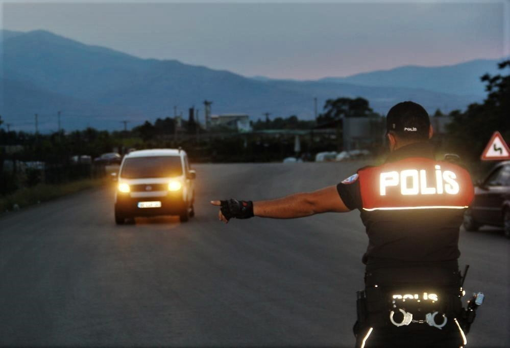 ERZİNCAN'DA ARANAN 45 KİŞİ YAKALANDI