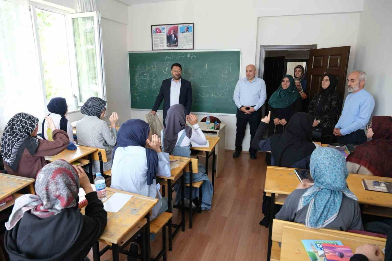 ERZİNCAN'DA İLK KEZ YATILI YAZ KUR'AN KURSU UYGULAMASI BAŞLADI