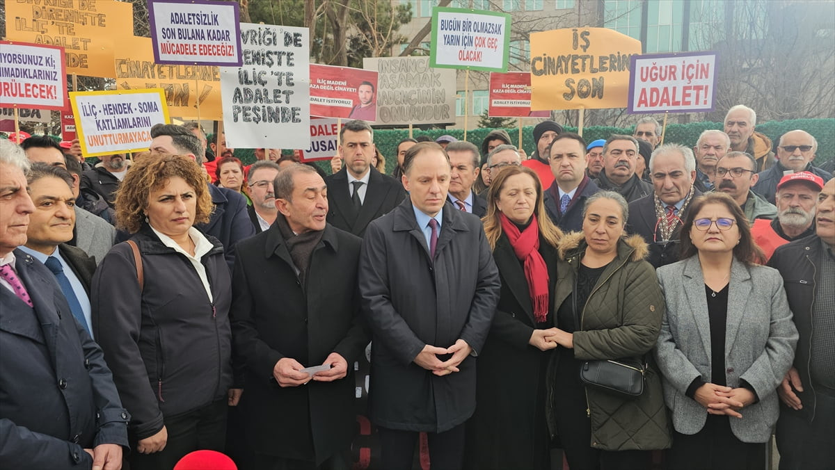 Erzincan'ın İliç ilçesindeki altın madeninde 9 işçinin toprak altında kalarak yaşamını yitirdiği...