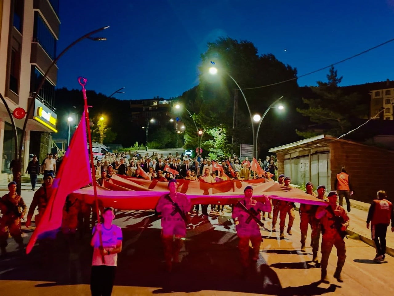 ERZİNCAN'IN REFAHİYE İLÇESİNDE, 15 TEMMUZ DEMOKRASİ VE MİLLİ BİRLİK GÜNÜ DOLAYISIYLA ANMA PROGRAMI...