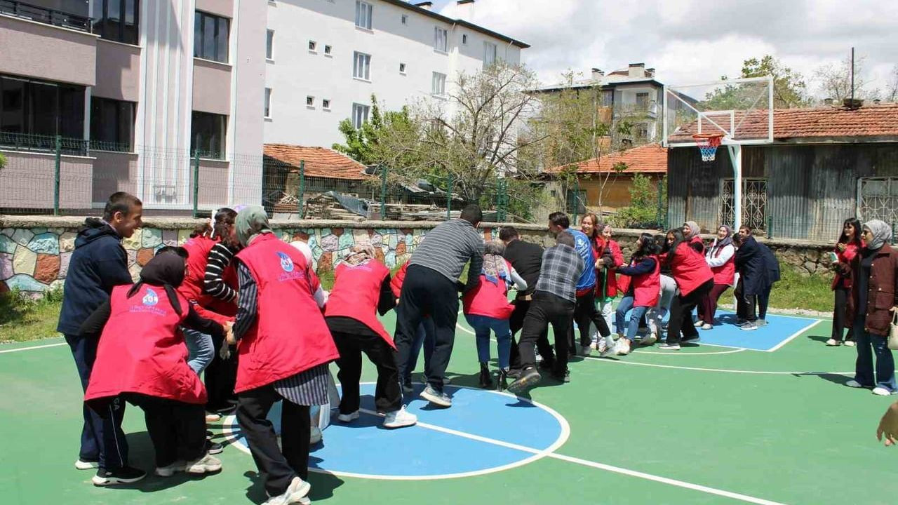 Erzincan'da Engel Yok Temalı Renkli Buluşma