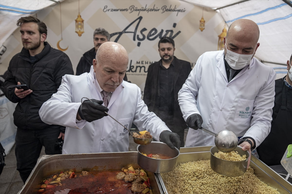 Erzurum Büyükşehir Belediyesi, ramazan ayında günde 5 bin kişiye sıcak yemek dağıtıyor. Büyükşehir...