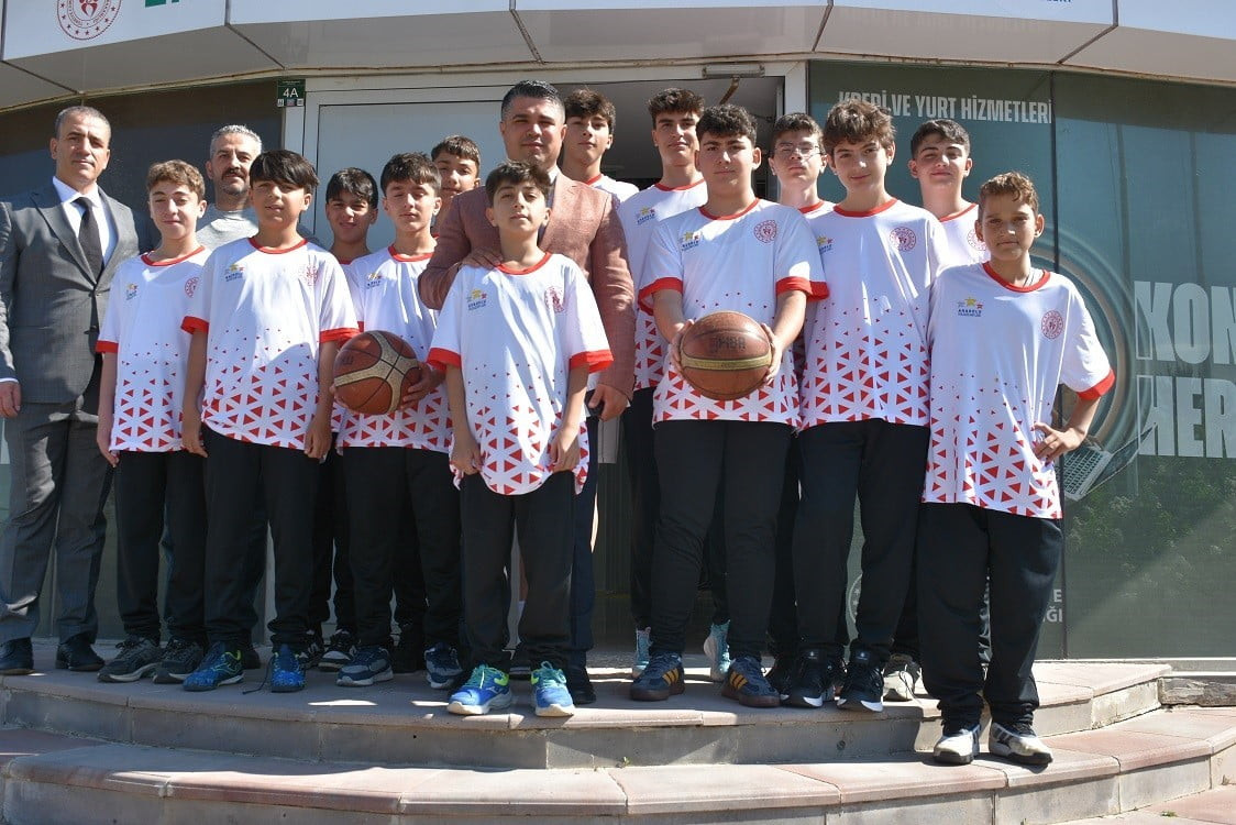 ERZURUM GENÇLİK SPOR KULÜBÜ BASKETBOLCULARI ANALİG BÖLGE BİRİNCİLİĞİ MÜSABAKALARI İÇİN ORDU’YA...
