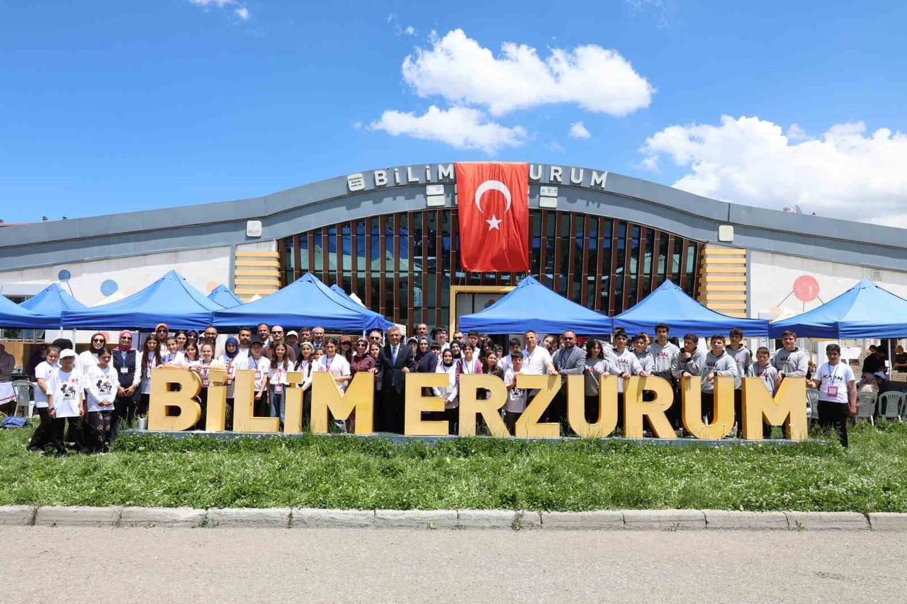 ERZURUM İL MİLLÎ EĞİTİM MÜDÜRLÜĞÜ KOORDİNESİNDE, BİLİM ERZURUM’DA DÜZENLENEN 4006-C BİLİM FUARLARI...