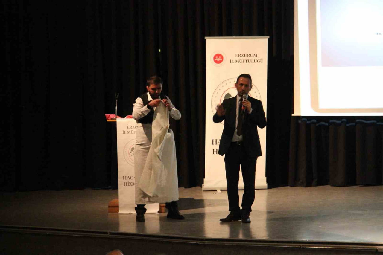 ERZURUM İL MÜFTÜLÜĞÜ TARAFINDAN 2026 YILI HAC YOLCULUĞUNA HAZIRLANAN VATANDAŞLAR İÇİN DÜZENLENEN...