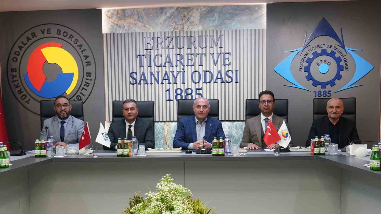 ERZURUM TİCARET VE SANAYİ ODASI (ETSO) TOPLANTI SALONUNDA, ERZURUM SANAYİCİSİNİN NİTELİKLİ ARA...