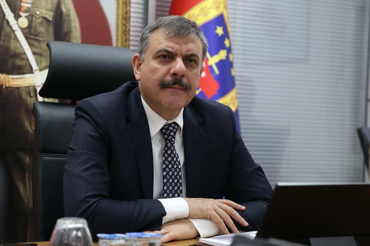 Erzurum Valisi Mustafa Çiftçi, İl Jandarma Komutanlığında düzenlenen "Asayiş ve Güvenlik...