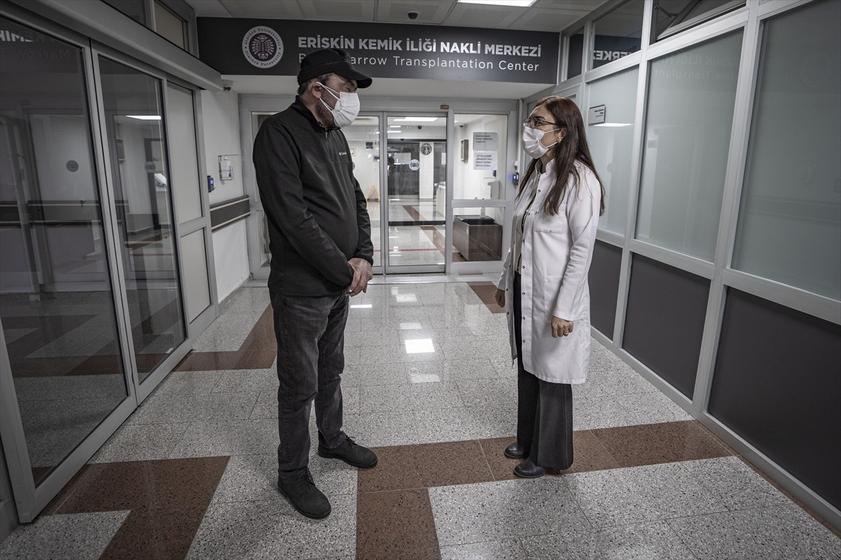 Erzurum'da diz ağrısı ve soğuk algınlığı şikayetiyle gittiği hastanede lösemi teşhisi konulan...