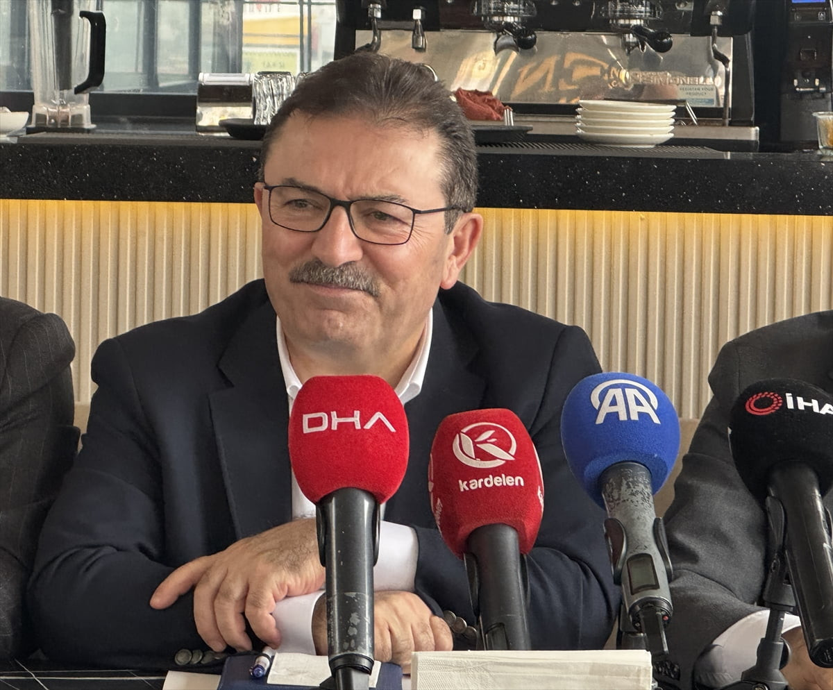 Erzurum'da kırmızı et sektörünün sorunlarına ilişkin istişare toplantısı düzenlendi. AK Parti...