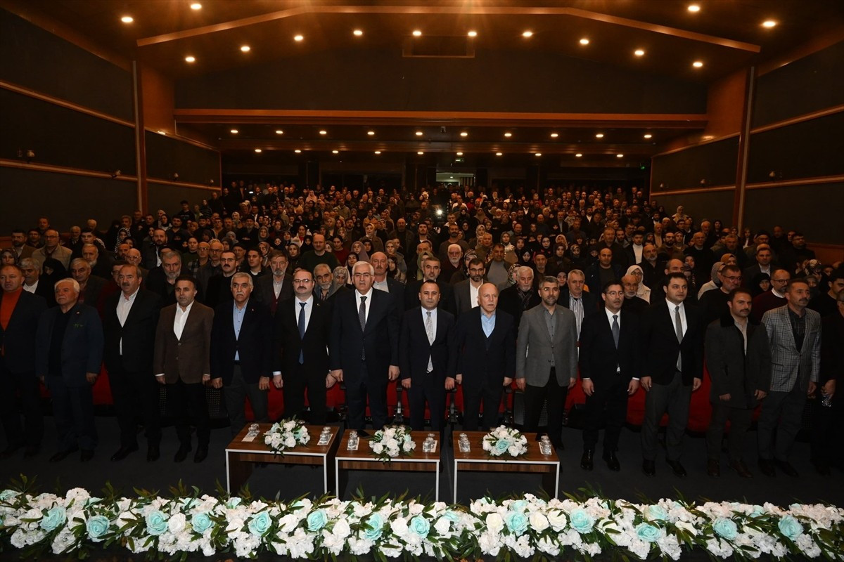 Erzurum'un önemli alimlerinden Alvarlı Efe Hazretleri'nin mirasının anlaşılması, yaşatılması ve...