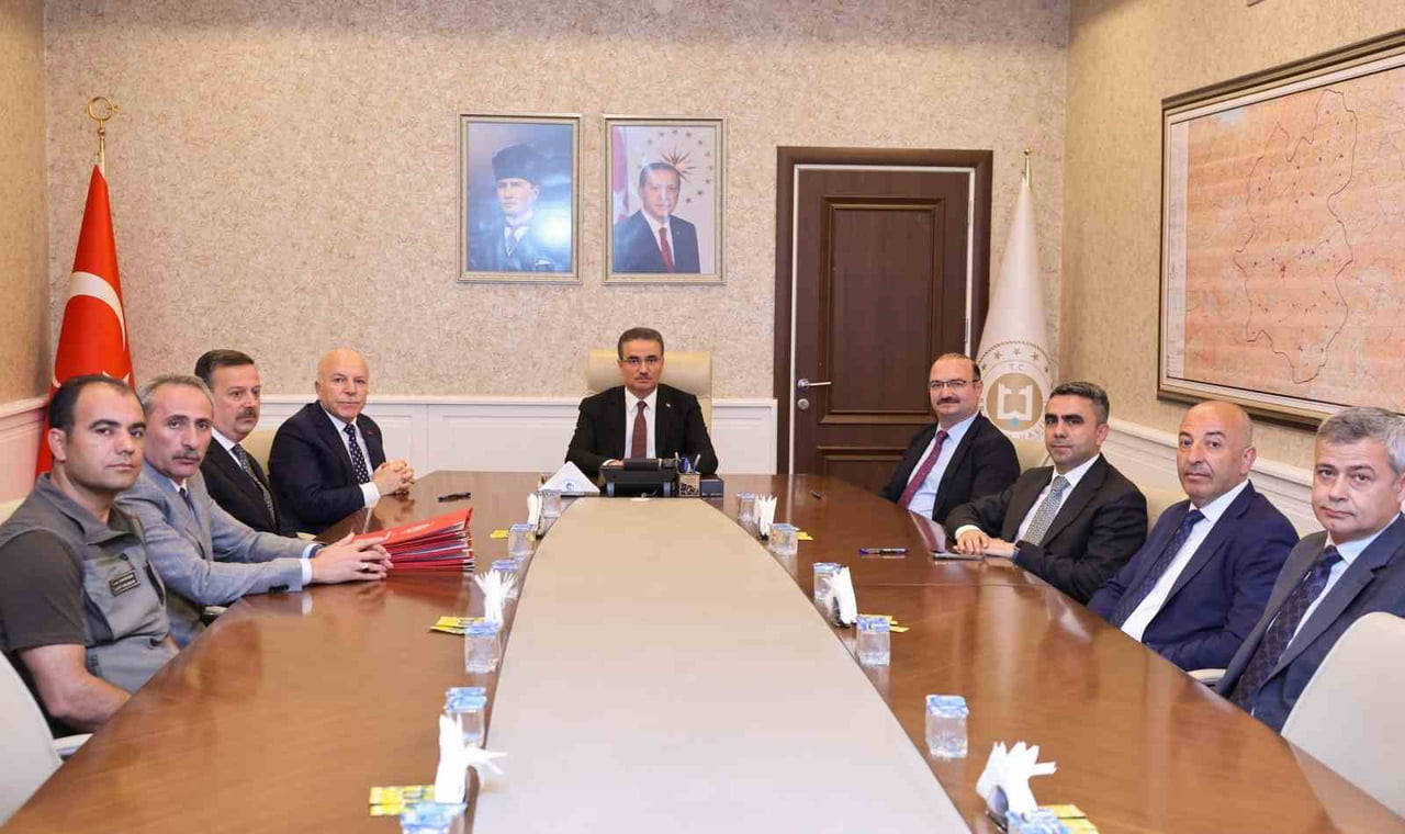 ERZURUM’DA SAHİPSİZ HAYVANLARIN KORUNMASI, POPÜLASYONLARININ BİLİMSEL YÖNTEMLERLE KONTROL ALTINA...