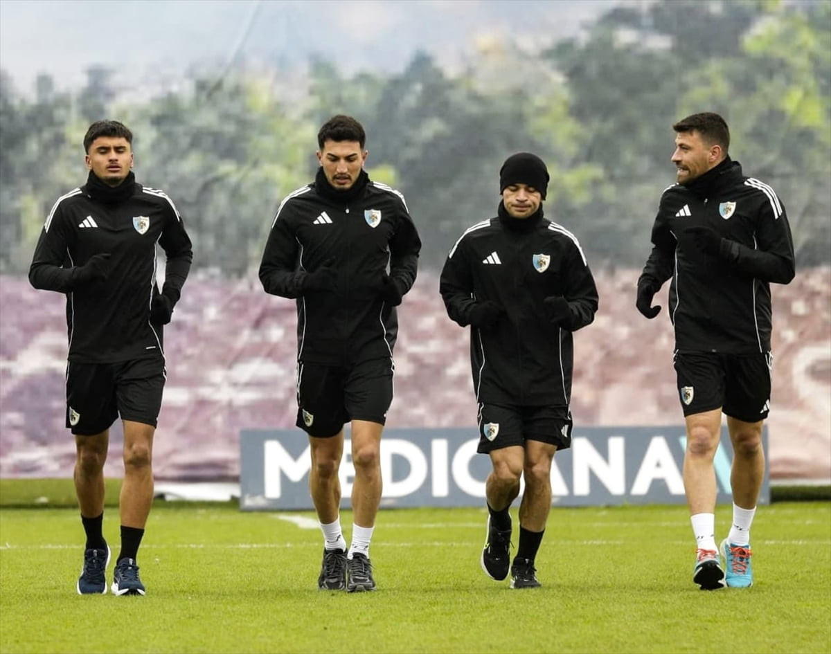 Erzurumspor FK, Trendyol 1. Lig'in 31. haftasında Atakaş Hatayspor ile yapacağı maçın...